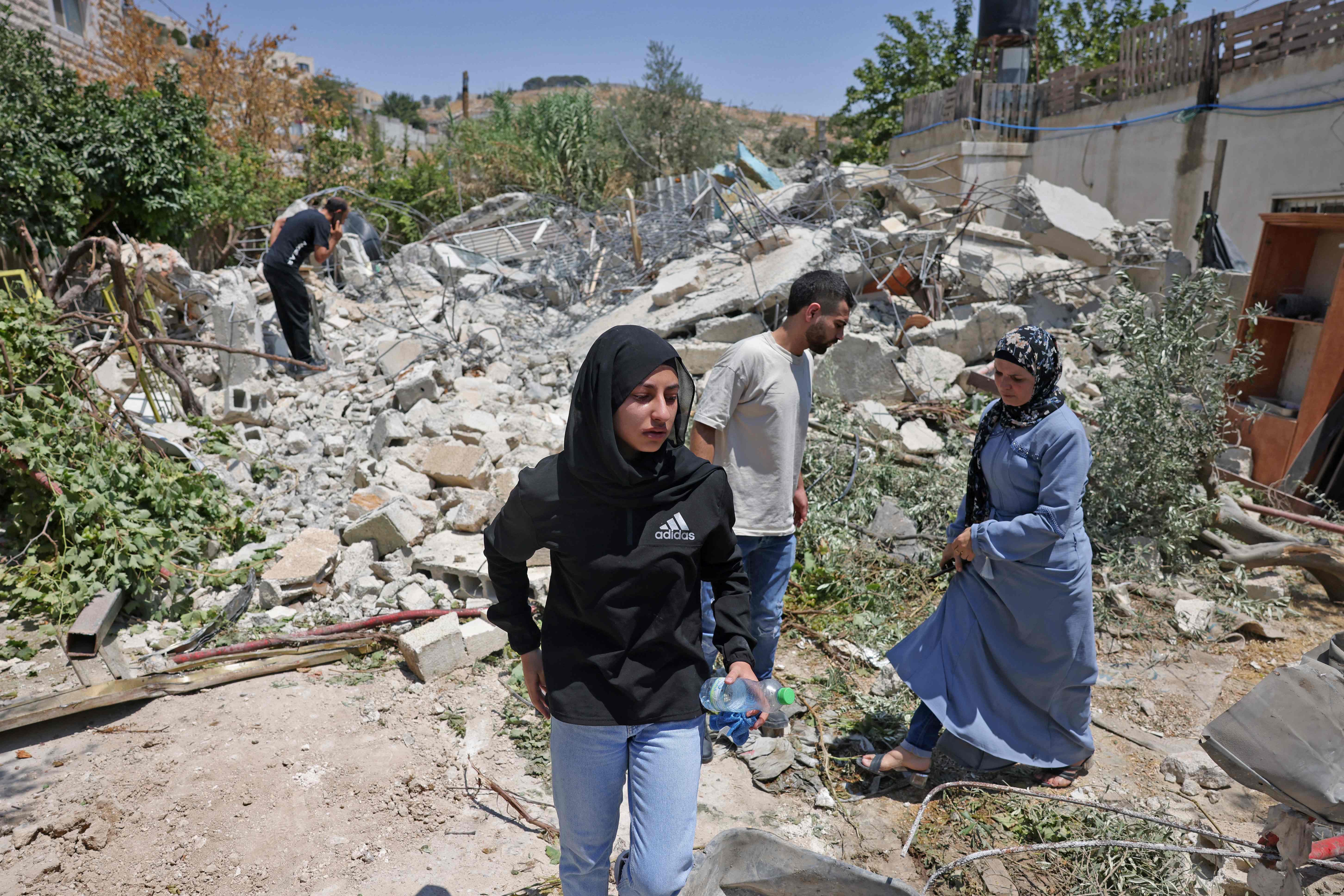 الاحتلال يهدم منزلًا في القدس المحتلة .. تصوير: "الفرنسية"