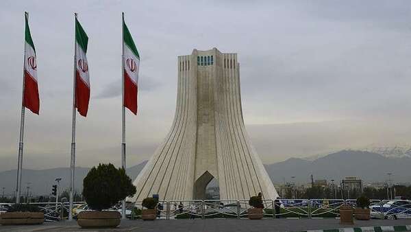 طهران - (أ ف ب)