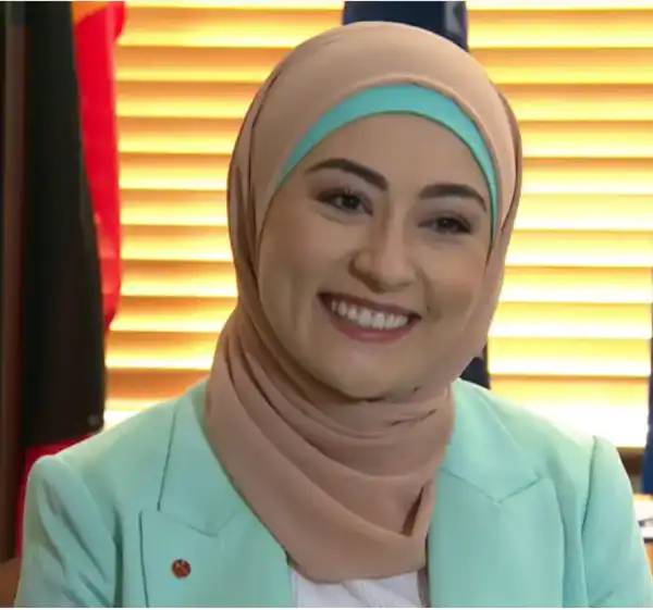 فاطمة بايمان