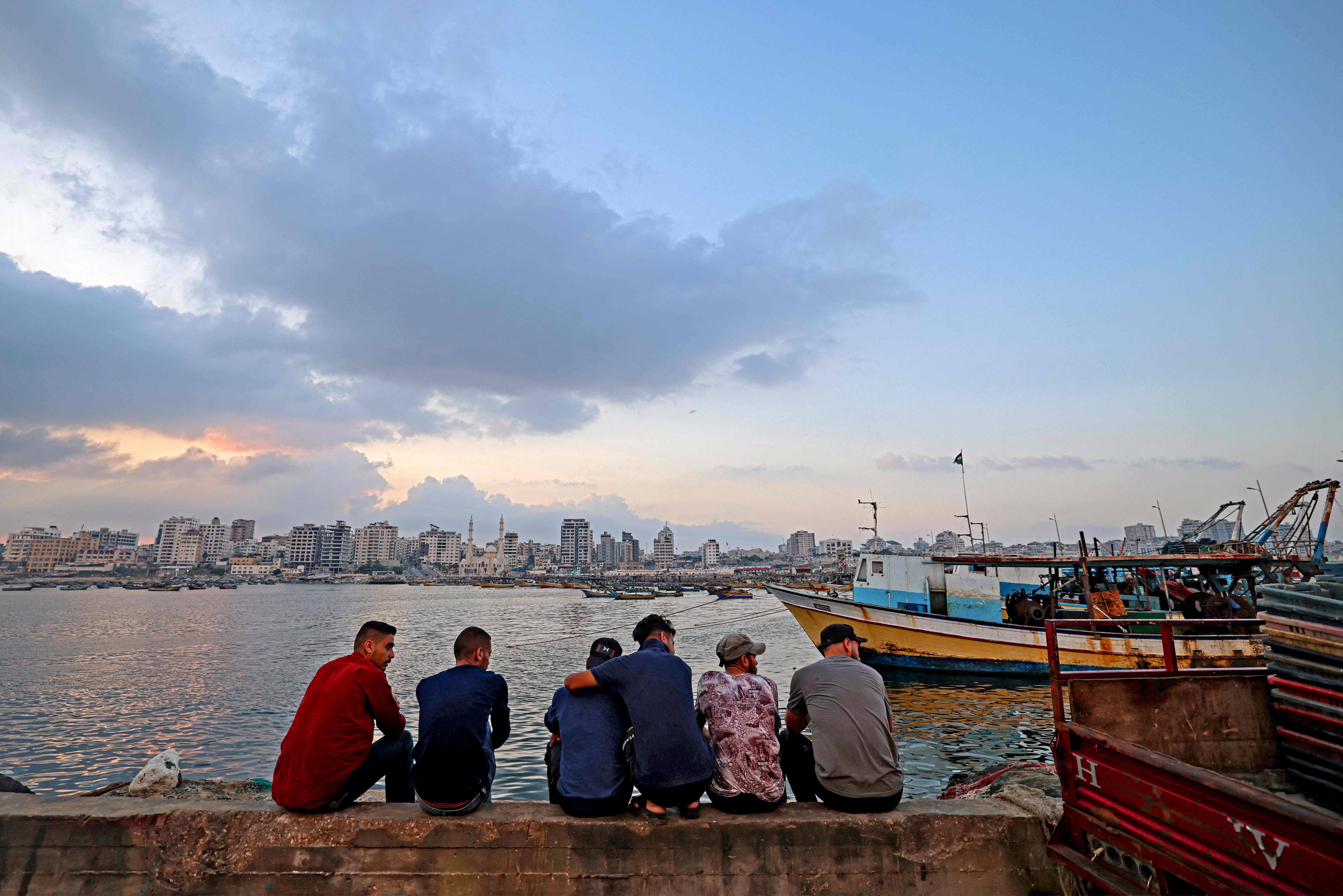 أجواء ميناء غزة .. تصوير: "الفرنسية"
