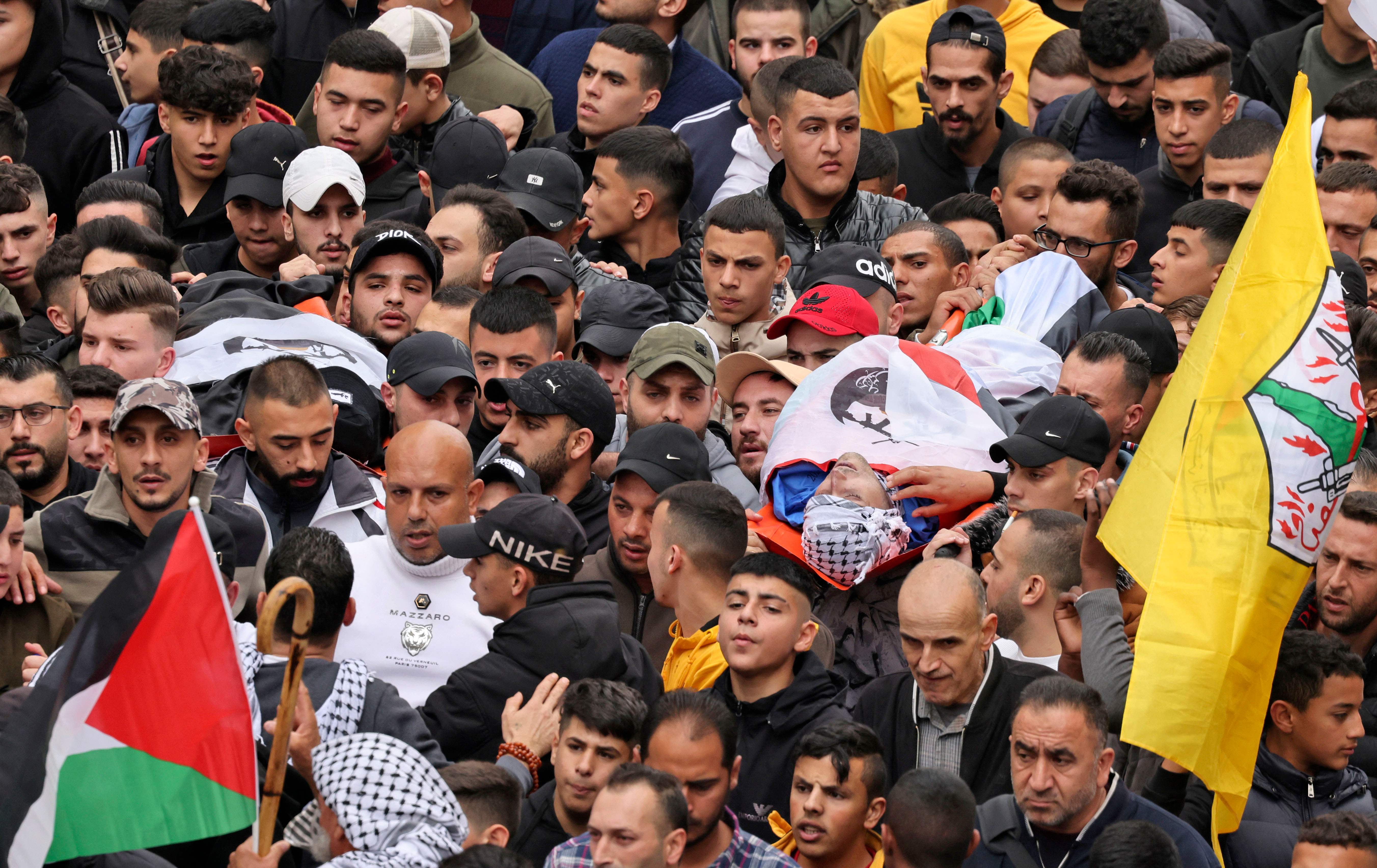 من تشييع شهداء نابلس .. تصوير: "الفرنسية"