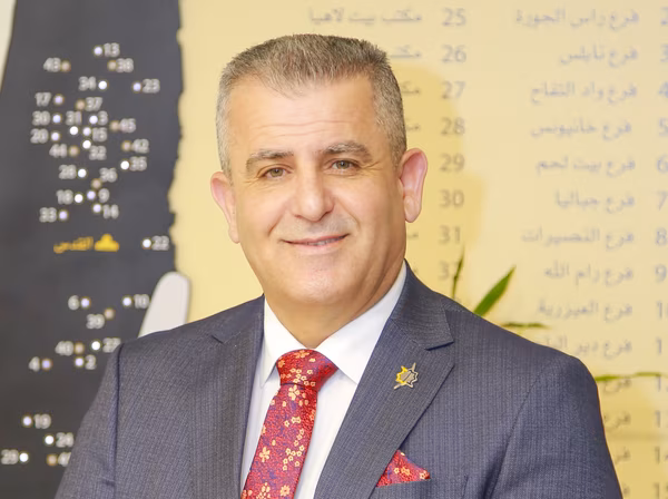  د. عماد علي السعدي: دكتوراة في الاقتصاد والتمويل الإسلامي