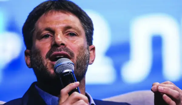 القدس" - دوت كوم - الشرق الأوسط