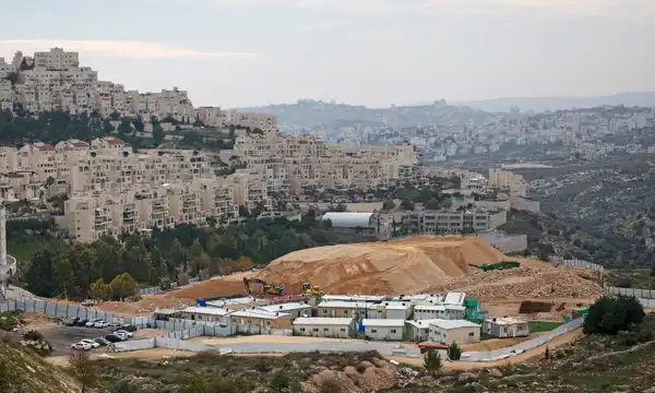 Shaul Arieli, Gilad Hirschberger, Sion Hirsch-Heibler