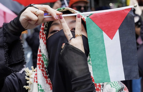 القدس" - دوت كوم - الشرق الأوسط