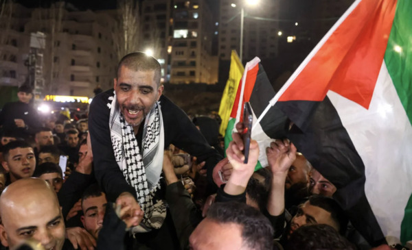 القدس" - دوت كوم - الشرق الأوسط