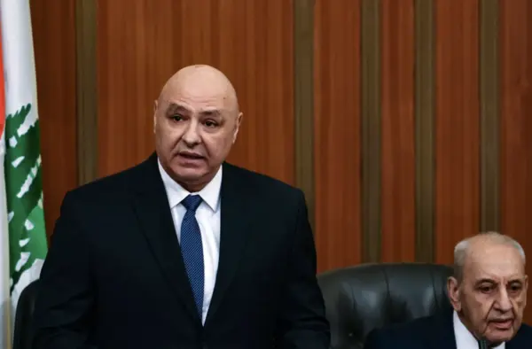 القدس" - دوت كوم - الشرق الأوسط