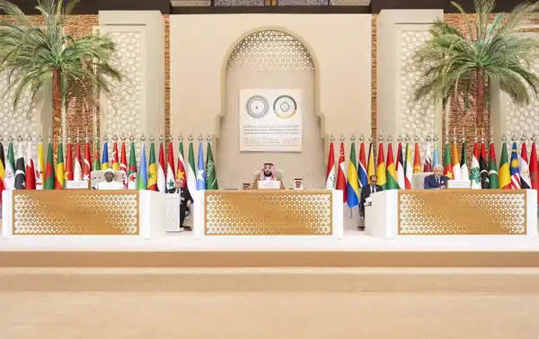 القدس" - دوت كوم - الشرق الأوسط