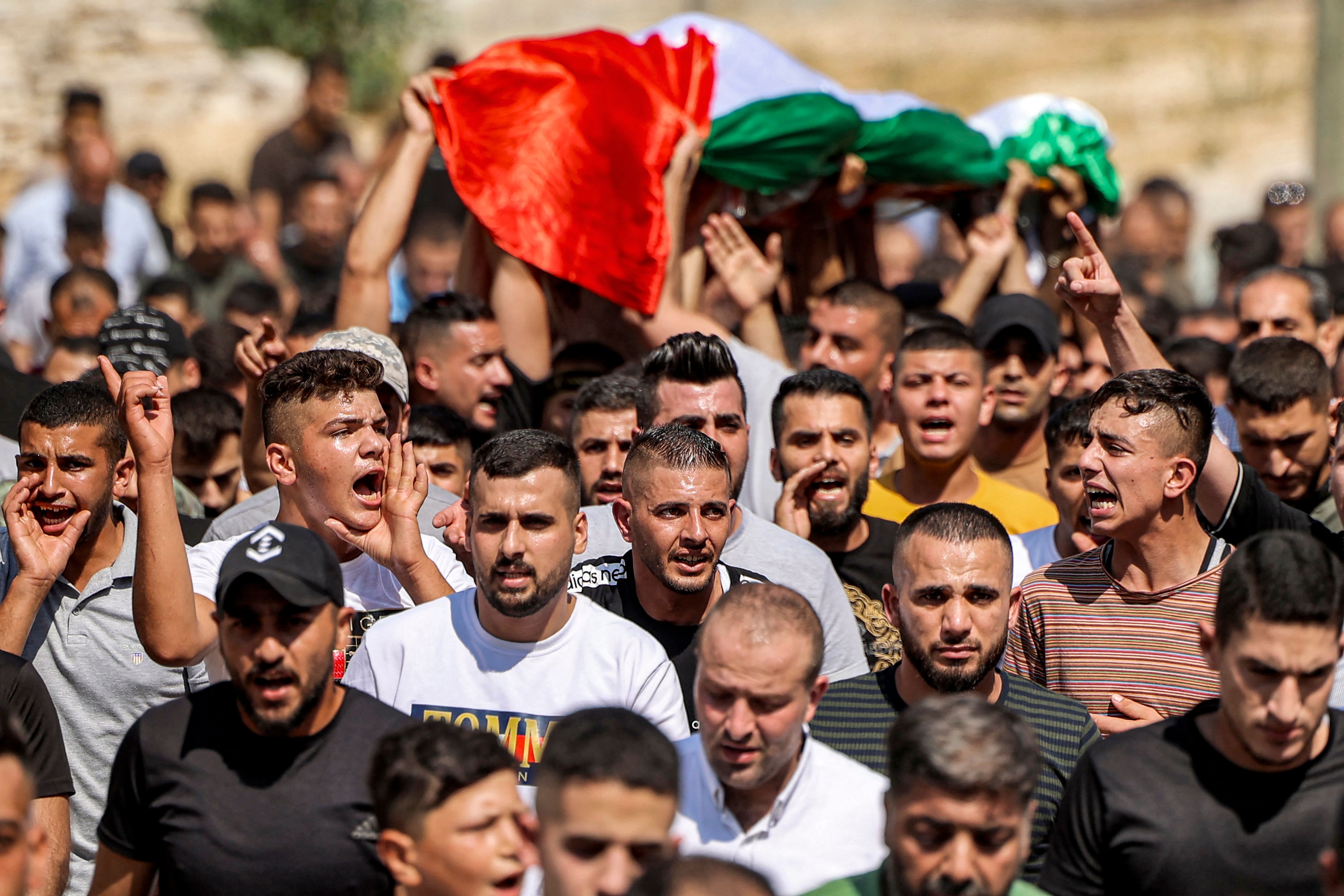 تشييع الشهيد صلاح صوافطة في طوباس .. تصوير: "الفرنسية"