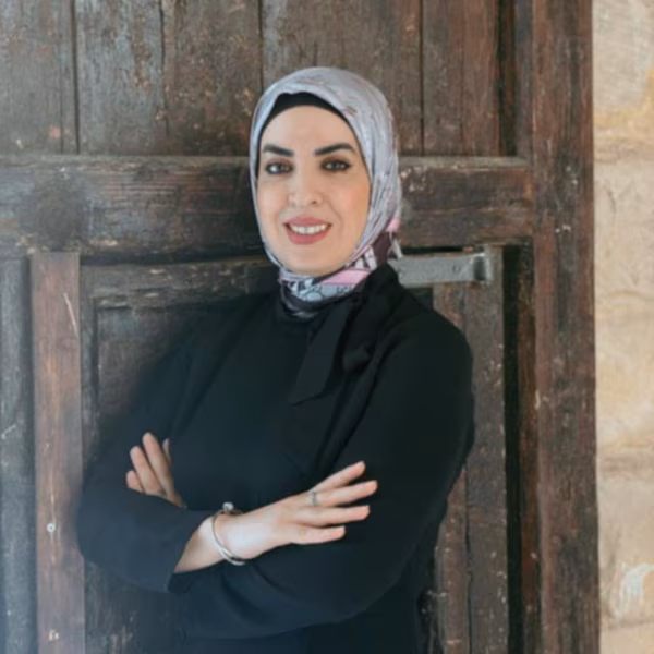 ضحى معاري