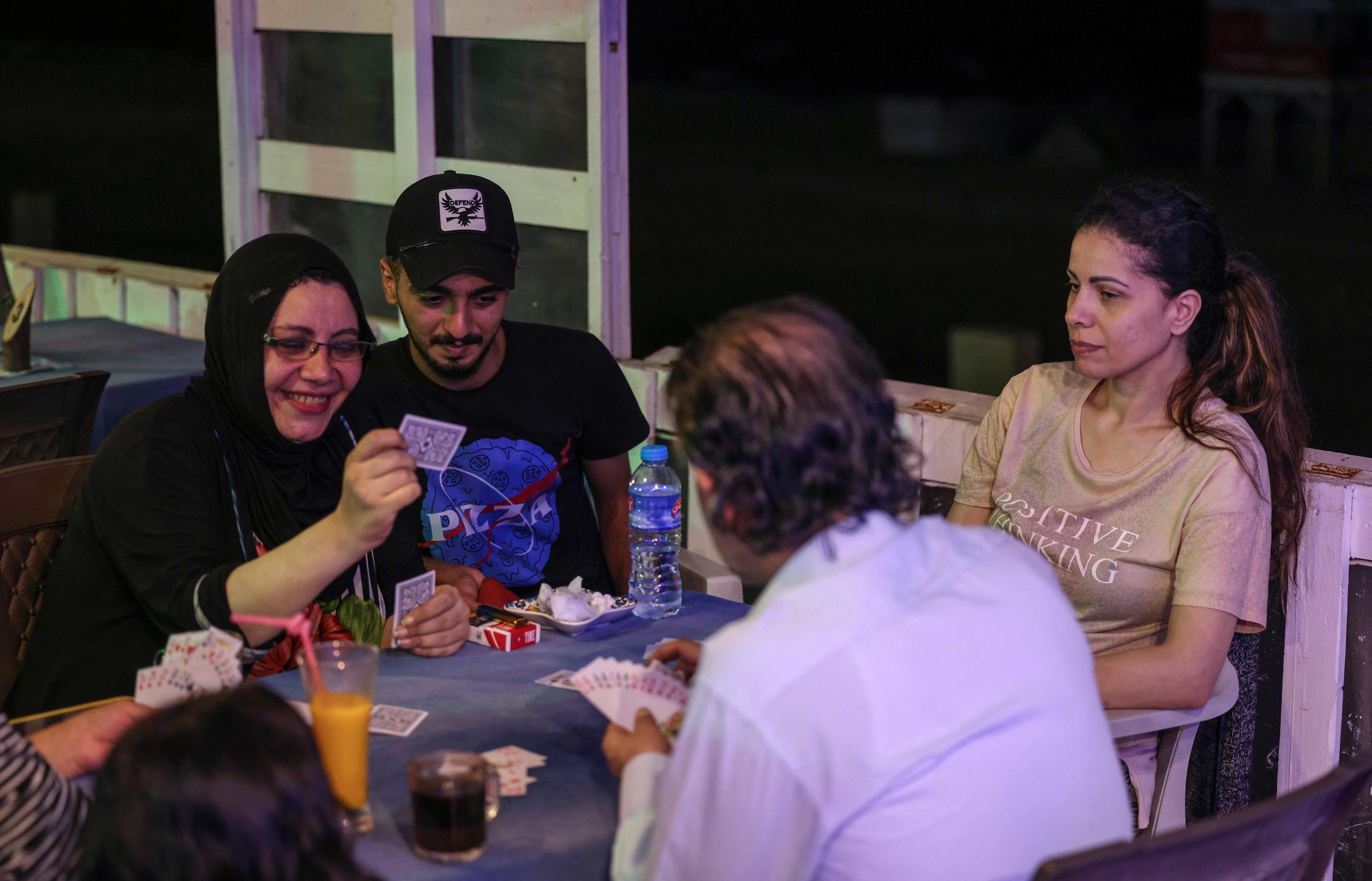 من أجواء الحياة في قطاع غزة بعد العدوان الإسرائيلي الأخير.. تصوير: "الفرنسية"