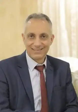 اشرف مطلق
