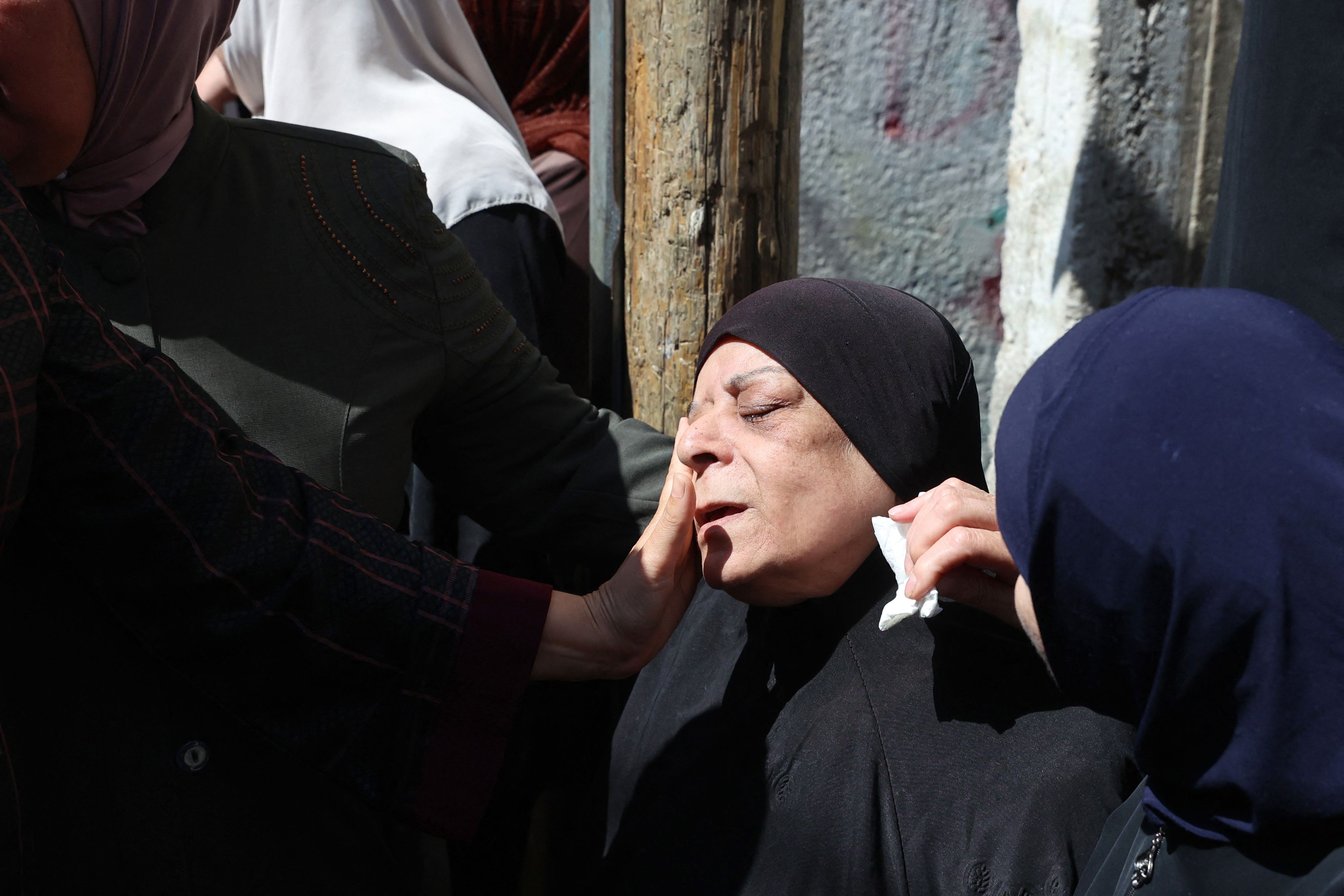 من تشييع اللشهيد أمير خليفة في نابلس .. تصوير: "الفرنسية"