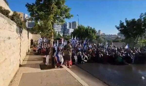 ترجمة خاصة بـ "القدس" دوت كوم