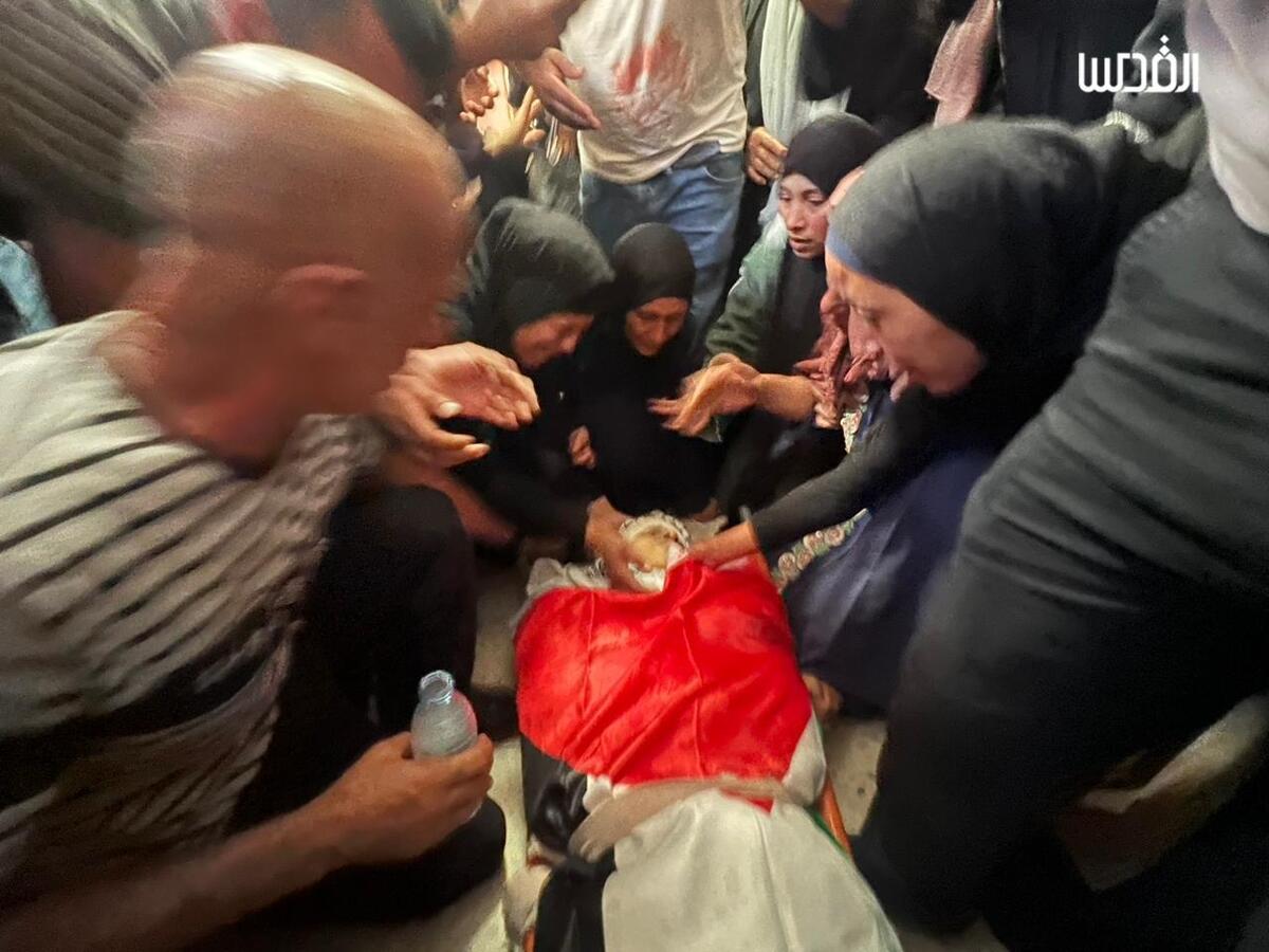 من تشييع الشهيد عثمان أبو خرج في جنين .. تصوير: "الفرنسية"