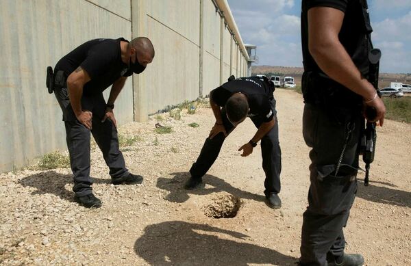 ترجمة خاصة بـ "القدس" دوت كوم