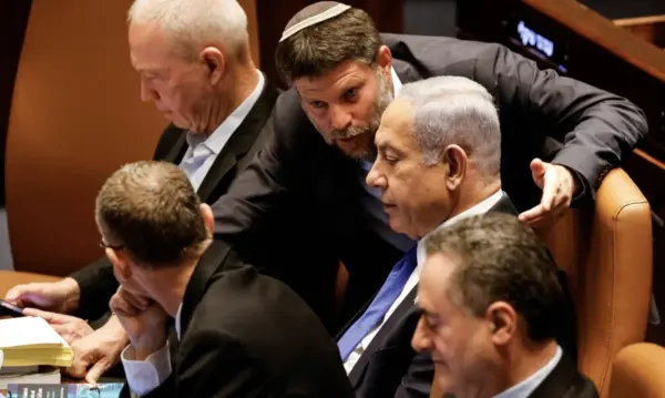 القدس" - دوت كوم - الشرق الأوسط