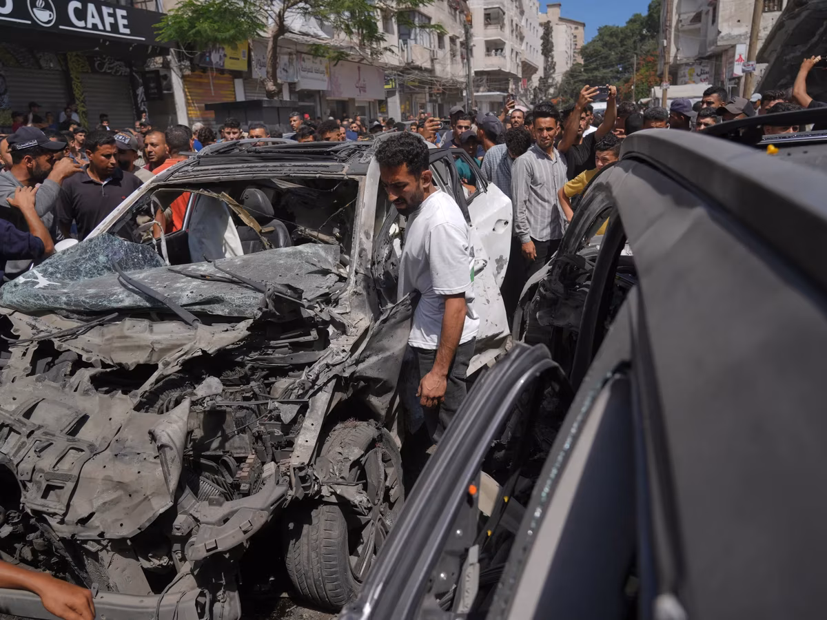 شهداء وجرحى في غزة: الاحتلال يستهدف مسعفاً وطالبة ثانوية بضربات جوية