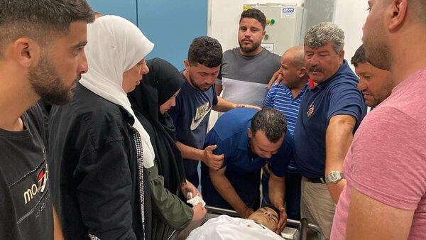 الرئاسة والحكومة تدينان جريمة اغتيال الفتى أمجد أبو عليا