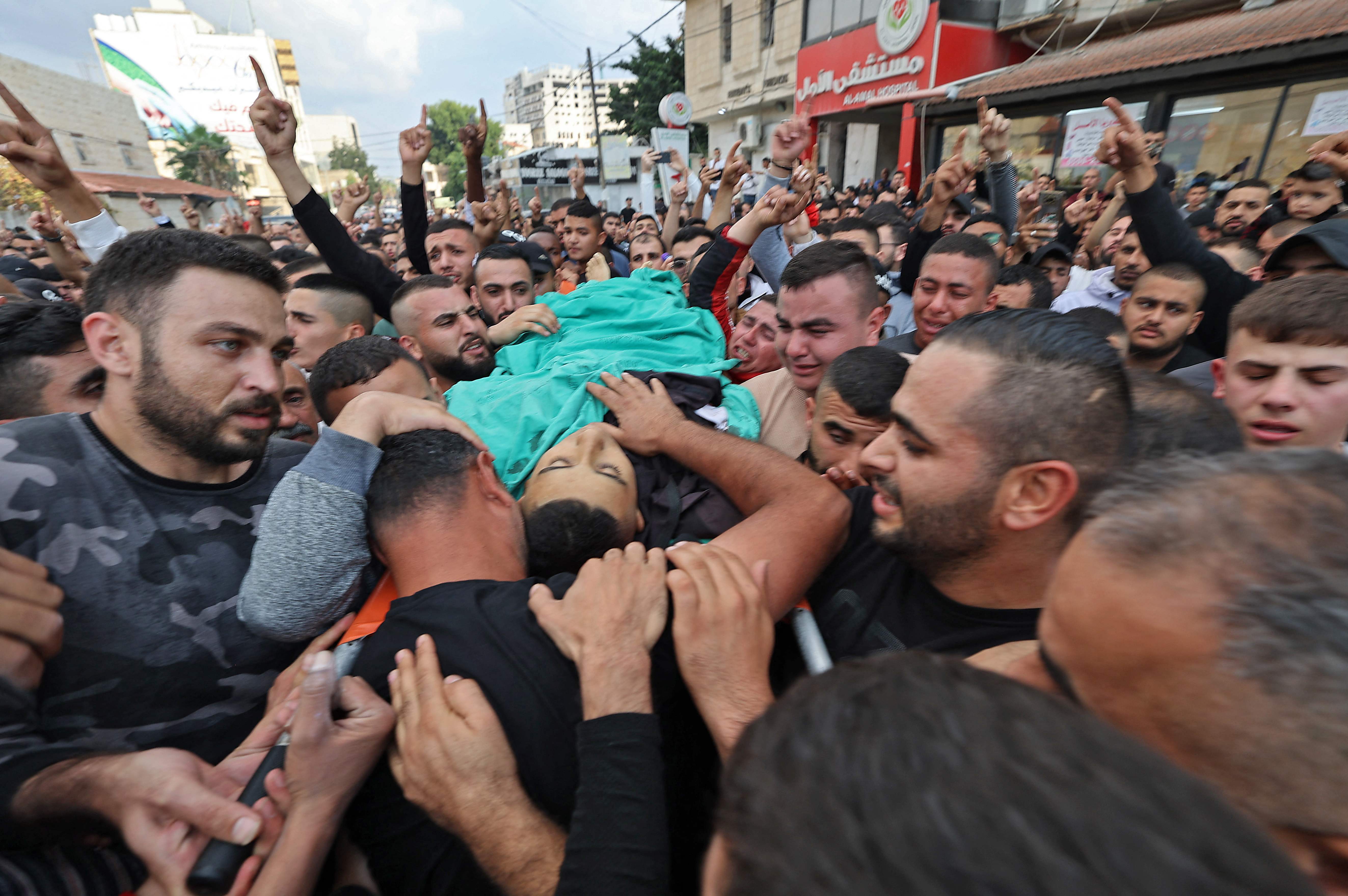من تشييع شهداء جنين .. تصوير: "الفرنسية"