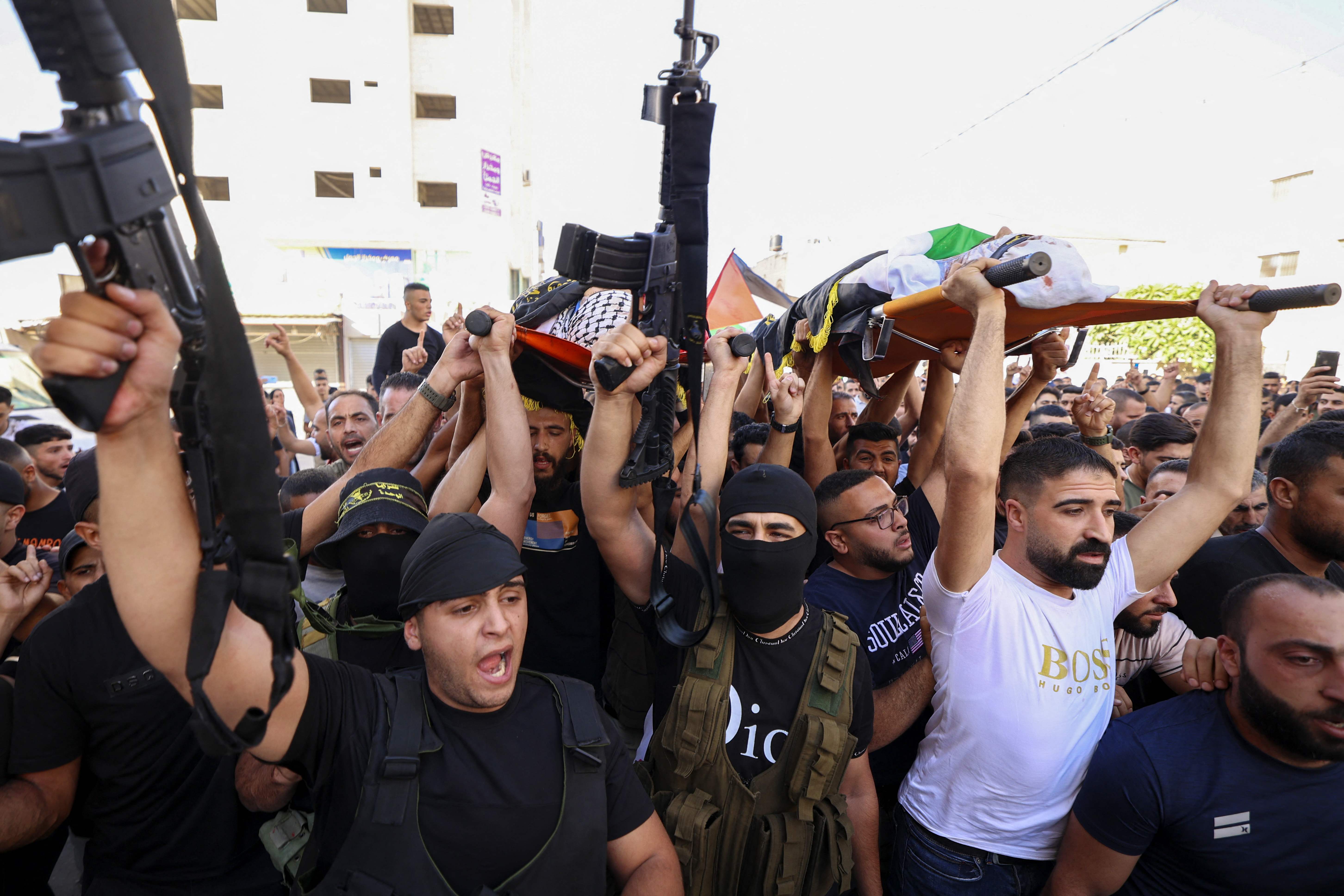من تشييع شهداء جنين .. تصوير: "الفرنسية"