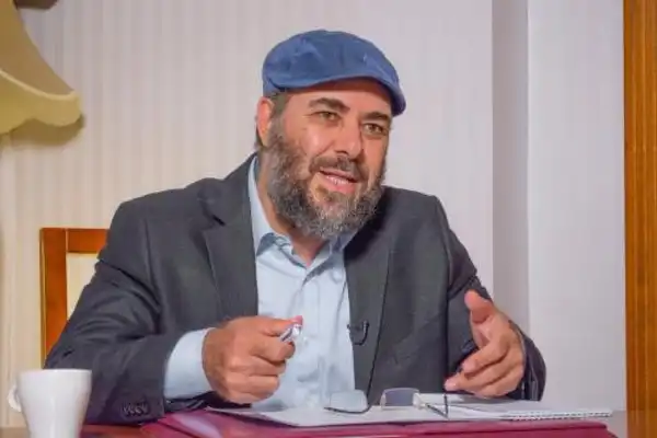 د.طارق الزمر