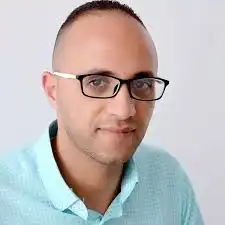 ياسر منّاع