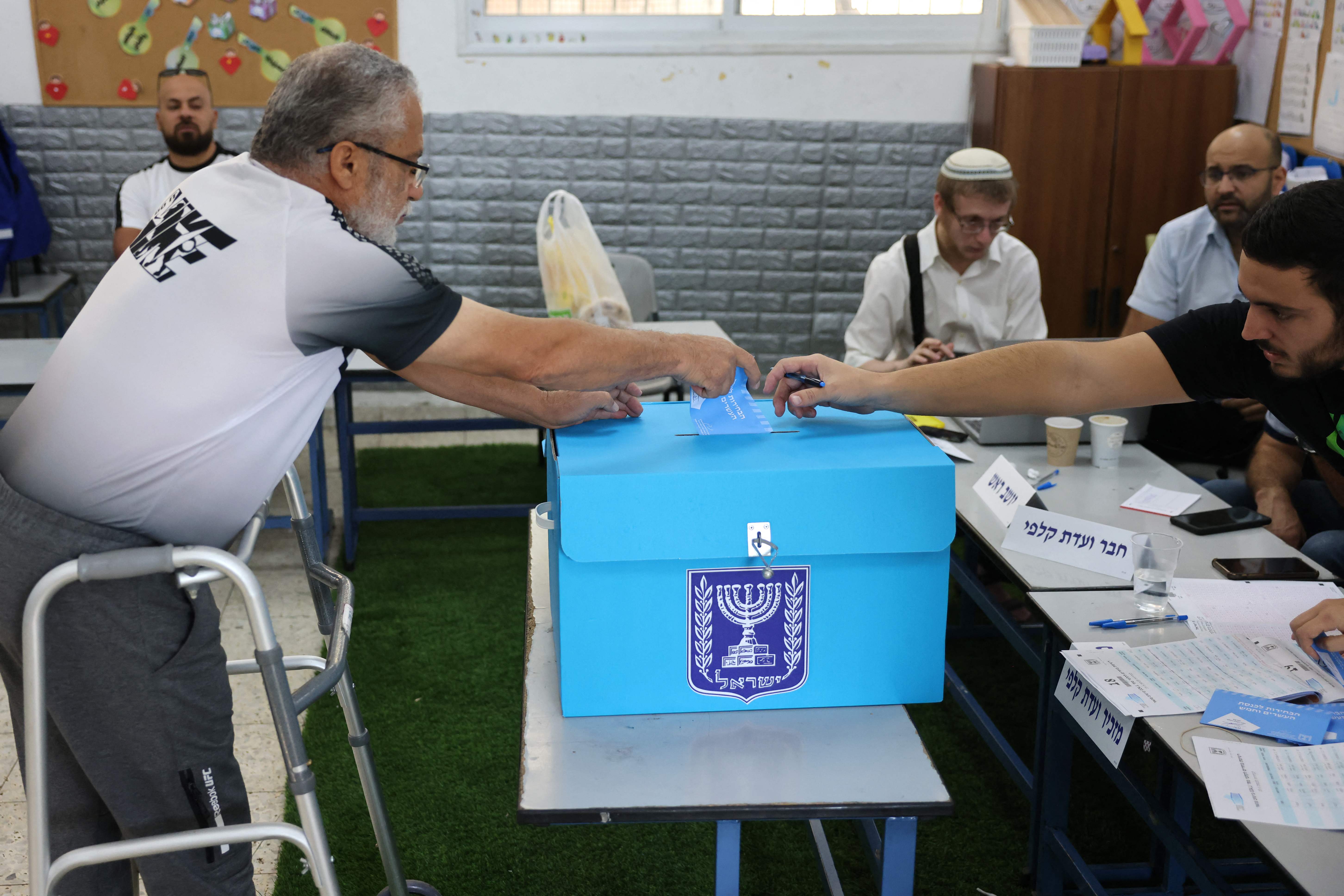 انطلاق انتخابات الكنيست الإسرائيلي ال 25 .. تصوير: "الفرنسية"