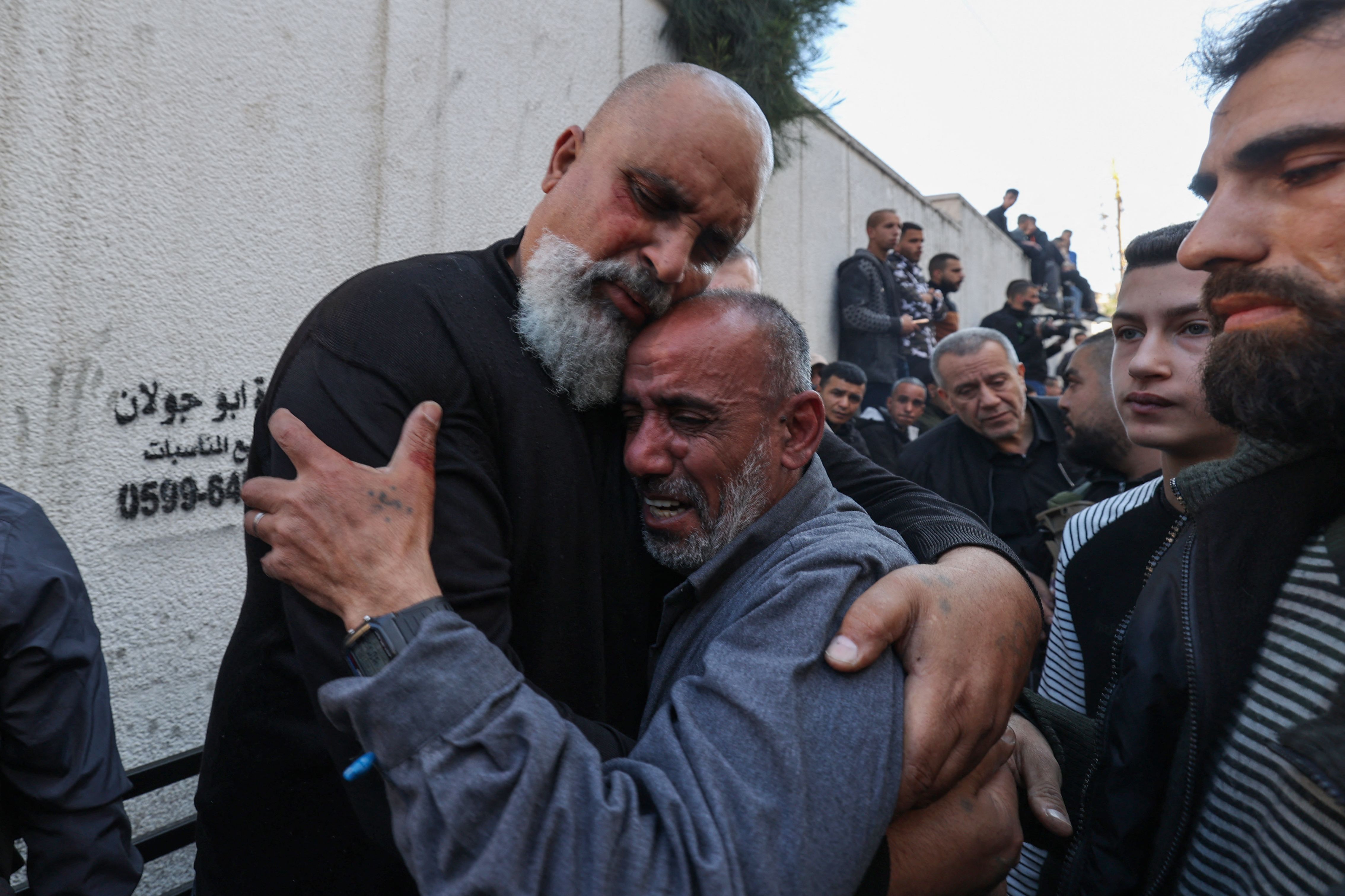 من تشييع شهداء جنين .. تصوير: "الفرنسية"