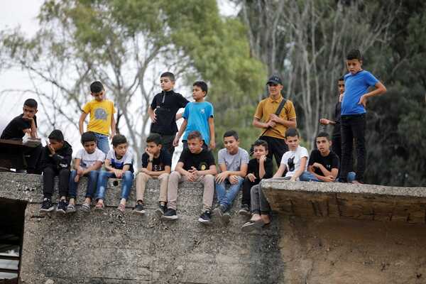 Israel launches an arrest campaign that includes 70 Palestinians