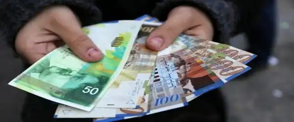 Hebrew media: Israeli army proposes a plan to transfer the clearing  funds to Palestinian Authority and Gaza