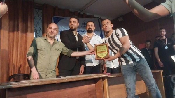 غزة- أحمد المشهراويّ ومراسل القدس الرياضيّ