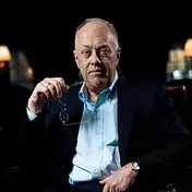 CHRIS HEDGES