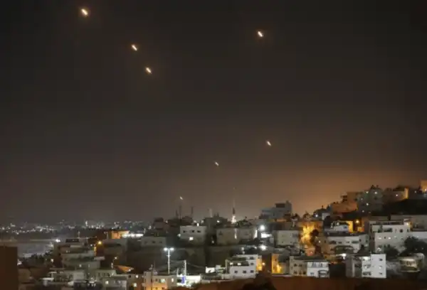 القدس" - دوت كوم - الجزيرة